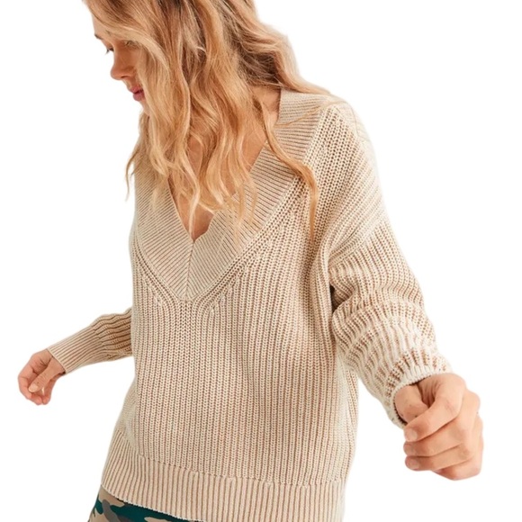 Aerie Ribbed Knit V-Neck Pullover Sweater | Cream / Light Pink | Size Medium - Picture 1 of 11